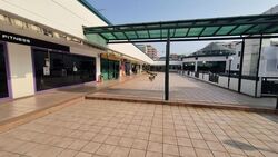 Tampines Street 32 (D18), Shop House #612792281